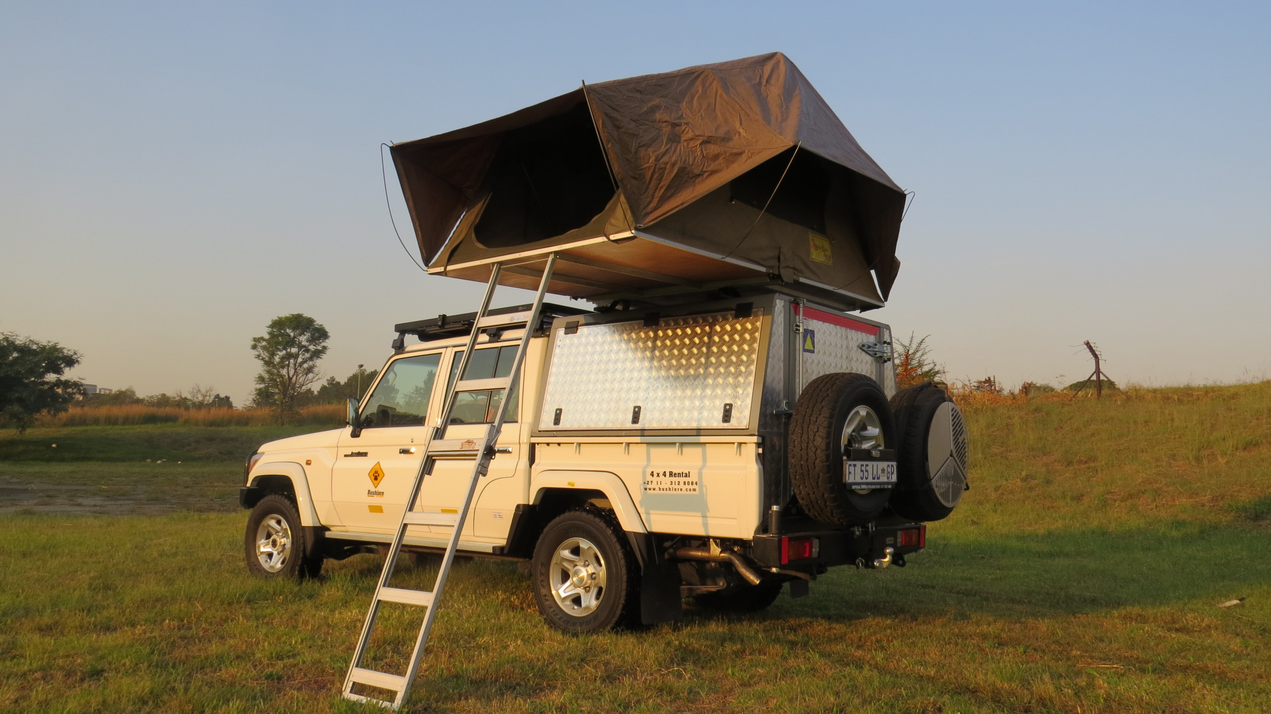 Toyota Land Cruiser DC Camp 2