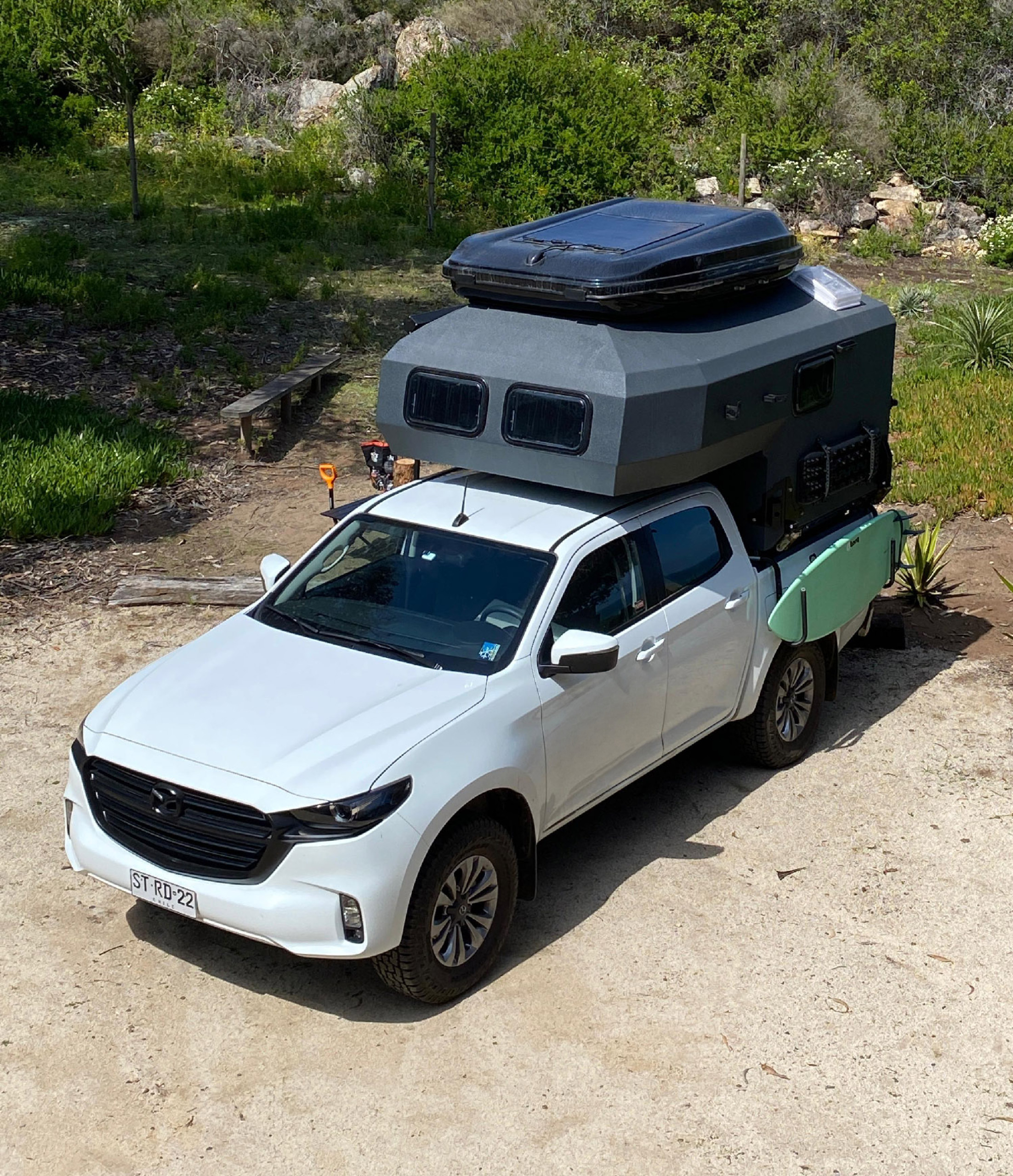 Gladiator Gray BT-50 Julio 