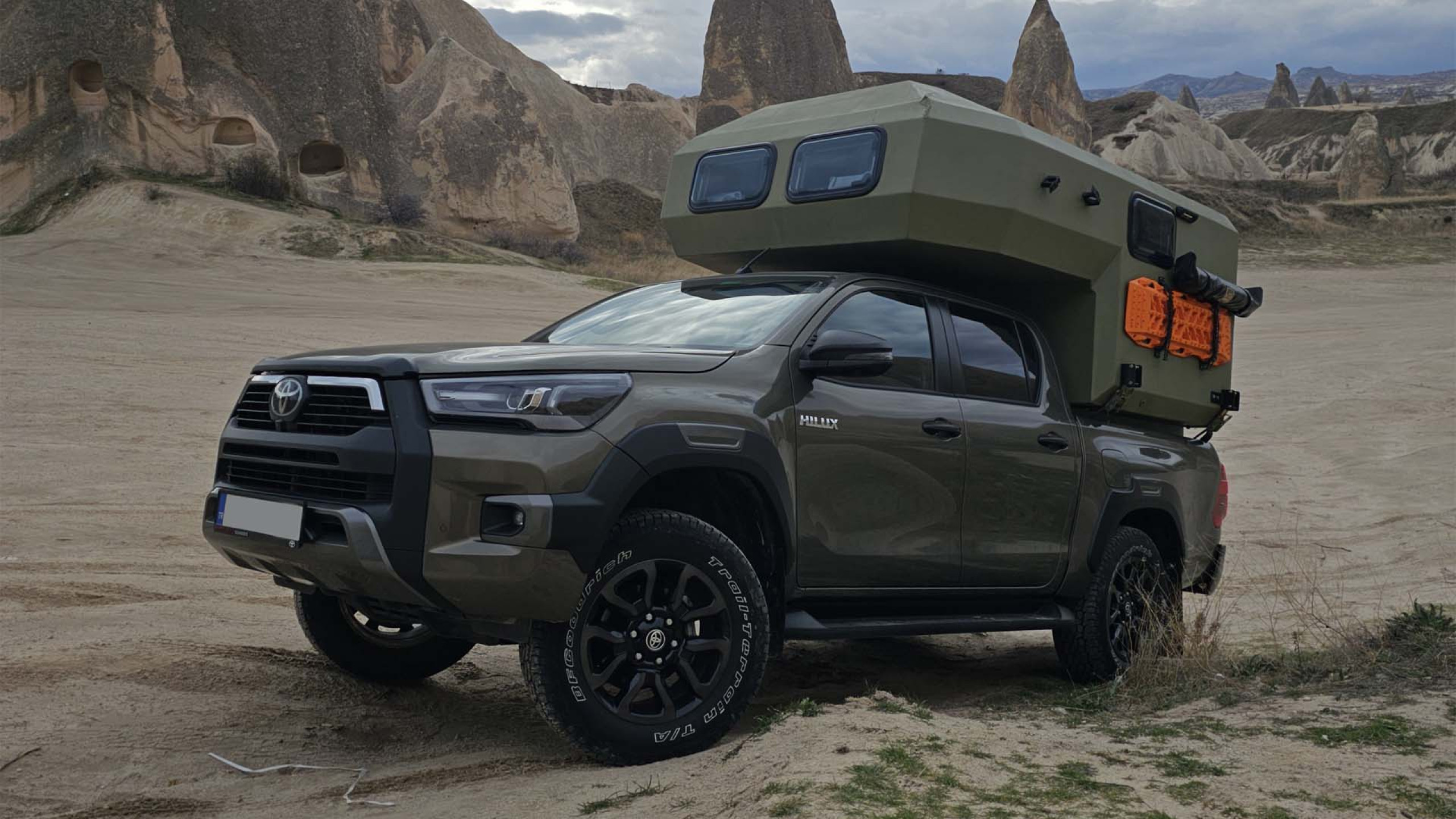 Toyota Hilux vert gladiateur Santiago 